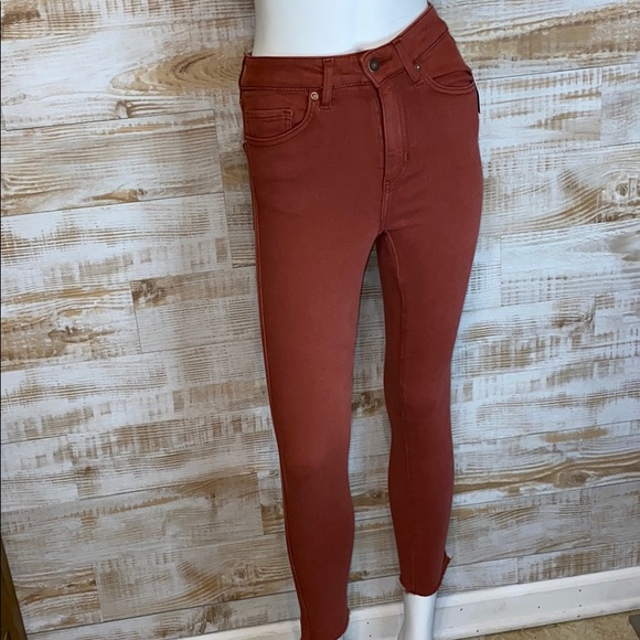 Free People Raw hem High-Rise skinny Jeans 2 (26) - Picture 2 of 12